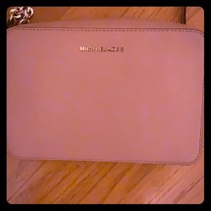 Michael Kors jet set large lether crossbody